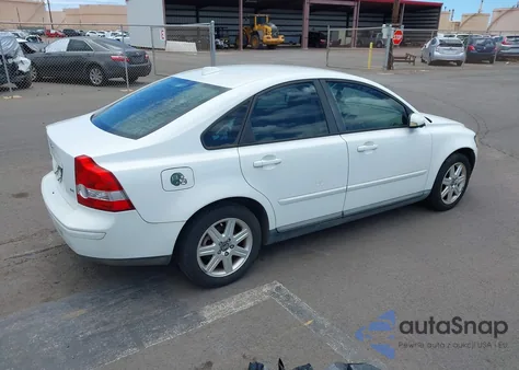 2006 Volvo S40 2.4I из США, поврежденный, VIN YV1MS382362210067